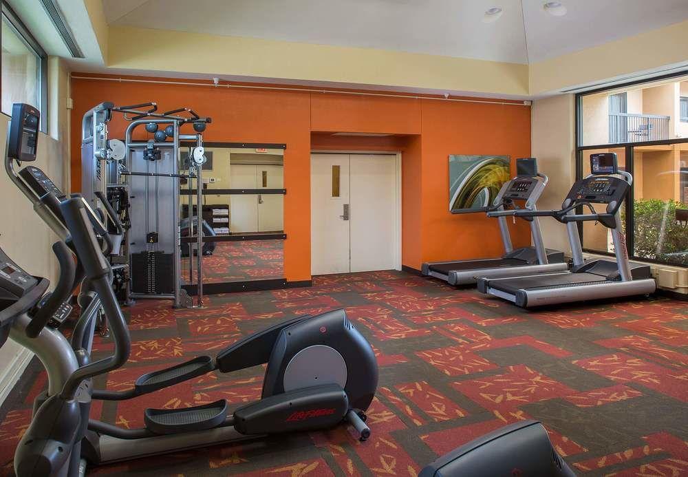 מלון Courtyard By Marriott Baton Rouge Acadian Centre/Lsu Area מראה חיצוני תמונה