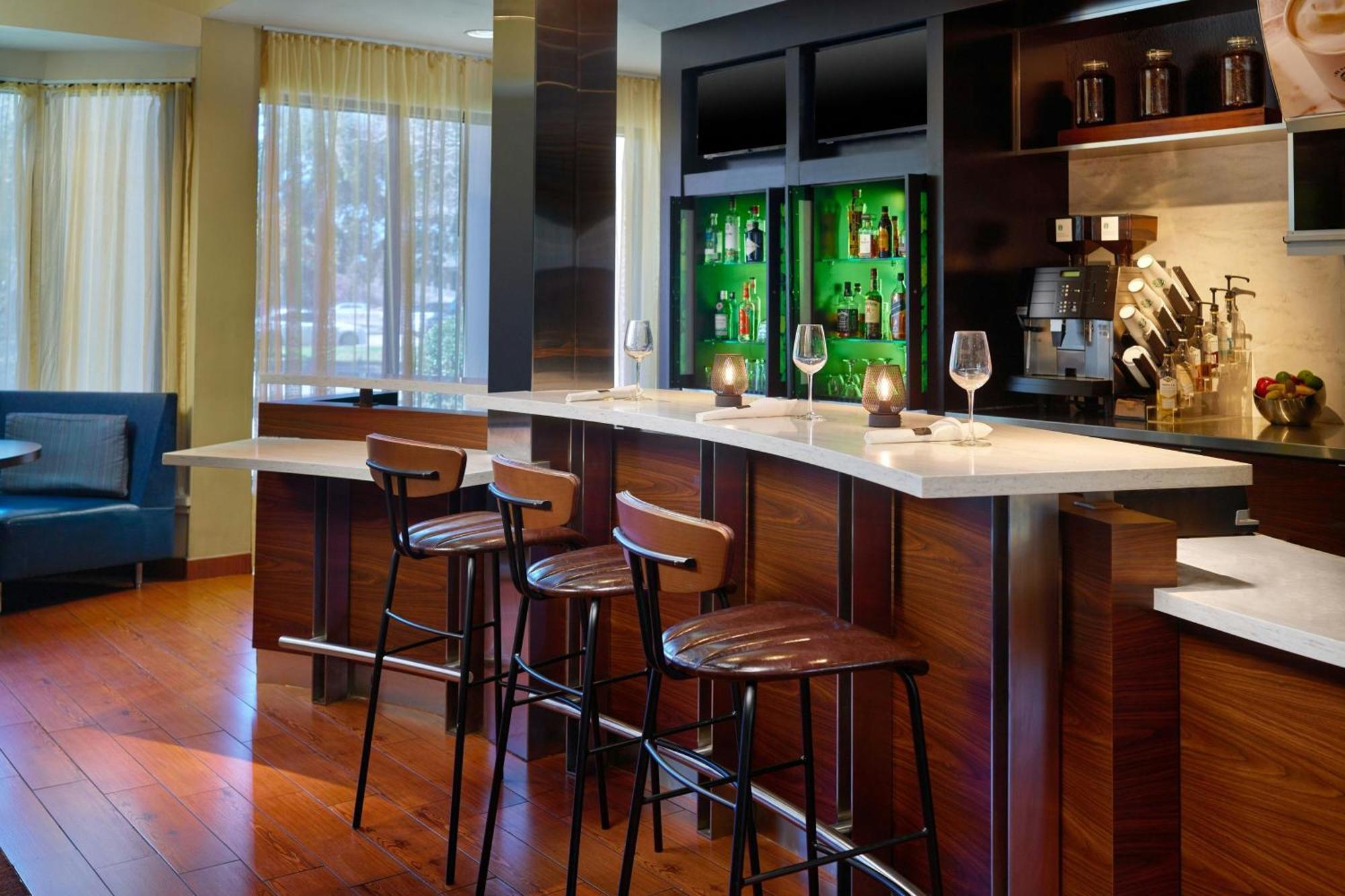 מלון Courtyard By Marriott Baton Rouge Acadian Centre/Lsu Area מראה חיצוני תמונה