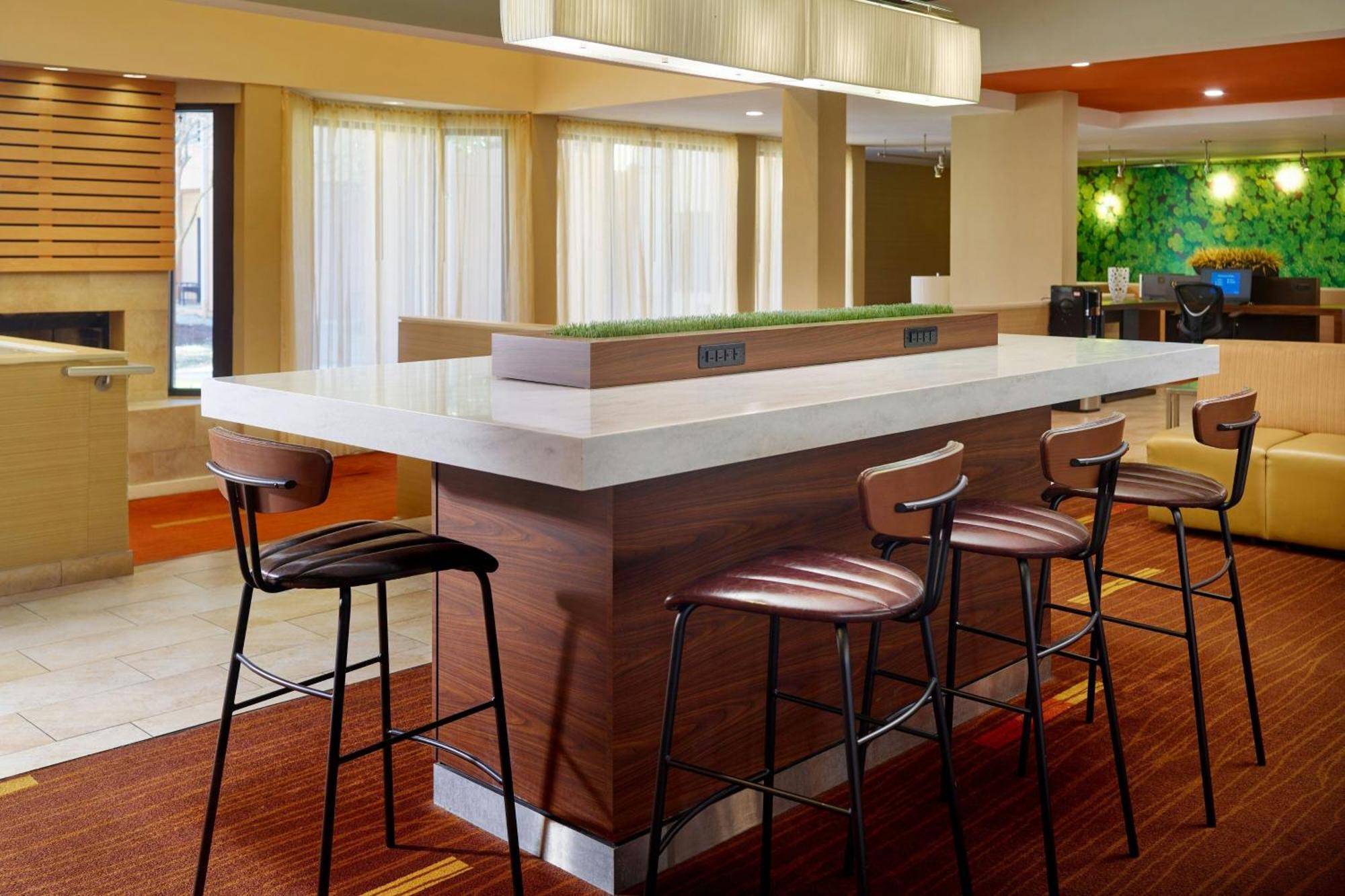 מלון Courtyard By Marriott Baton Rouge Acadian Centre/Lsu Area מראה חיצוני תמונה