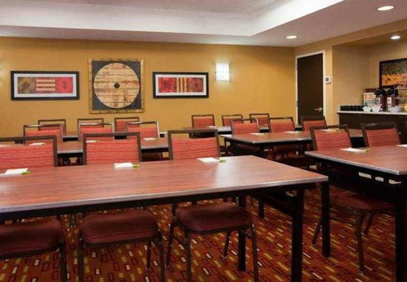 מלון Courtyard By Marriott Baton Rouge Acadian Centre/Lsu Area מראה חיצוני תמונה