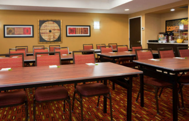 מלון Courtyard By Marriott Baton Rouge Acadian Centre/Lsu Area מראה חיצוני תמונה